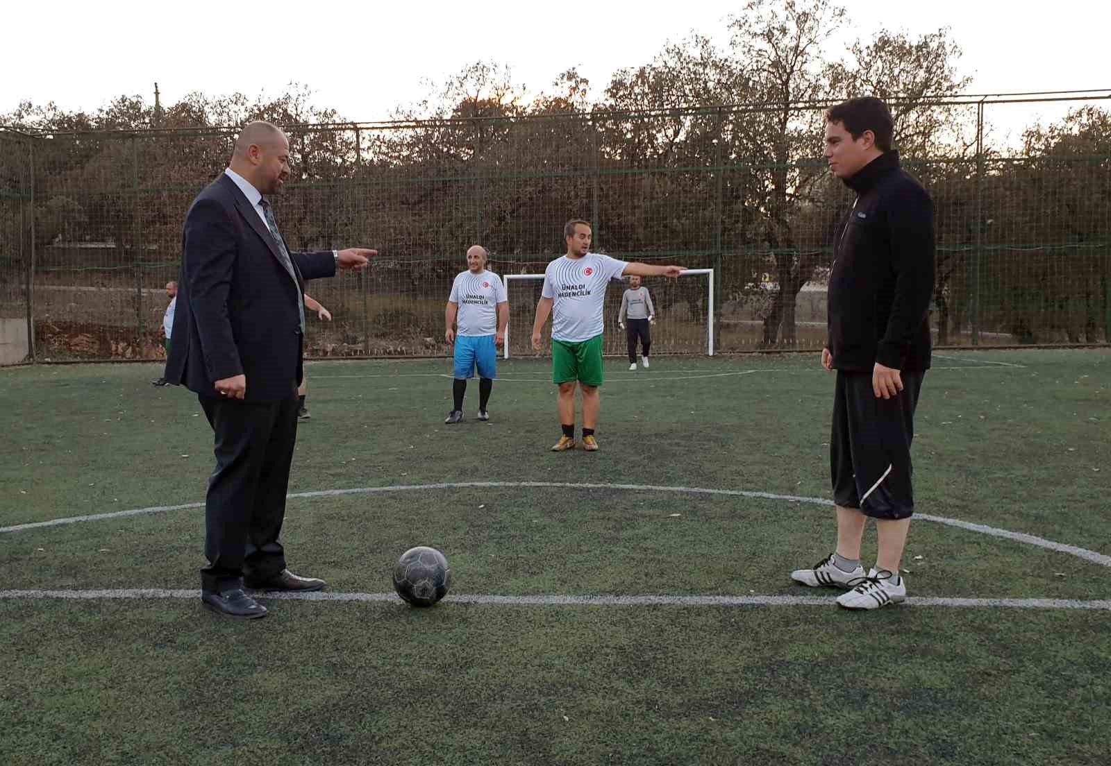 Kaymakamlık Futbol Turnuvası maçları başladı