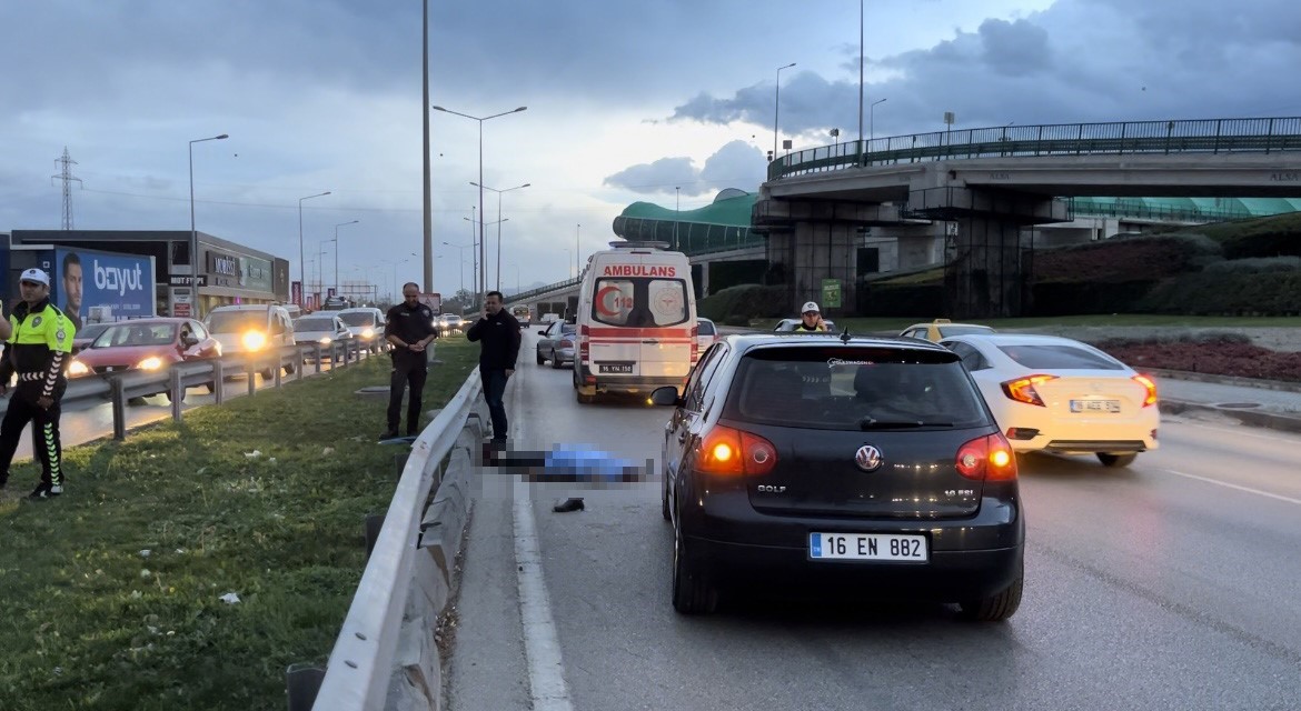 Otomobilin çarptığı yaşlı adam hayatını kaybetti