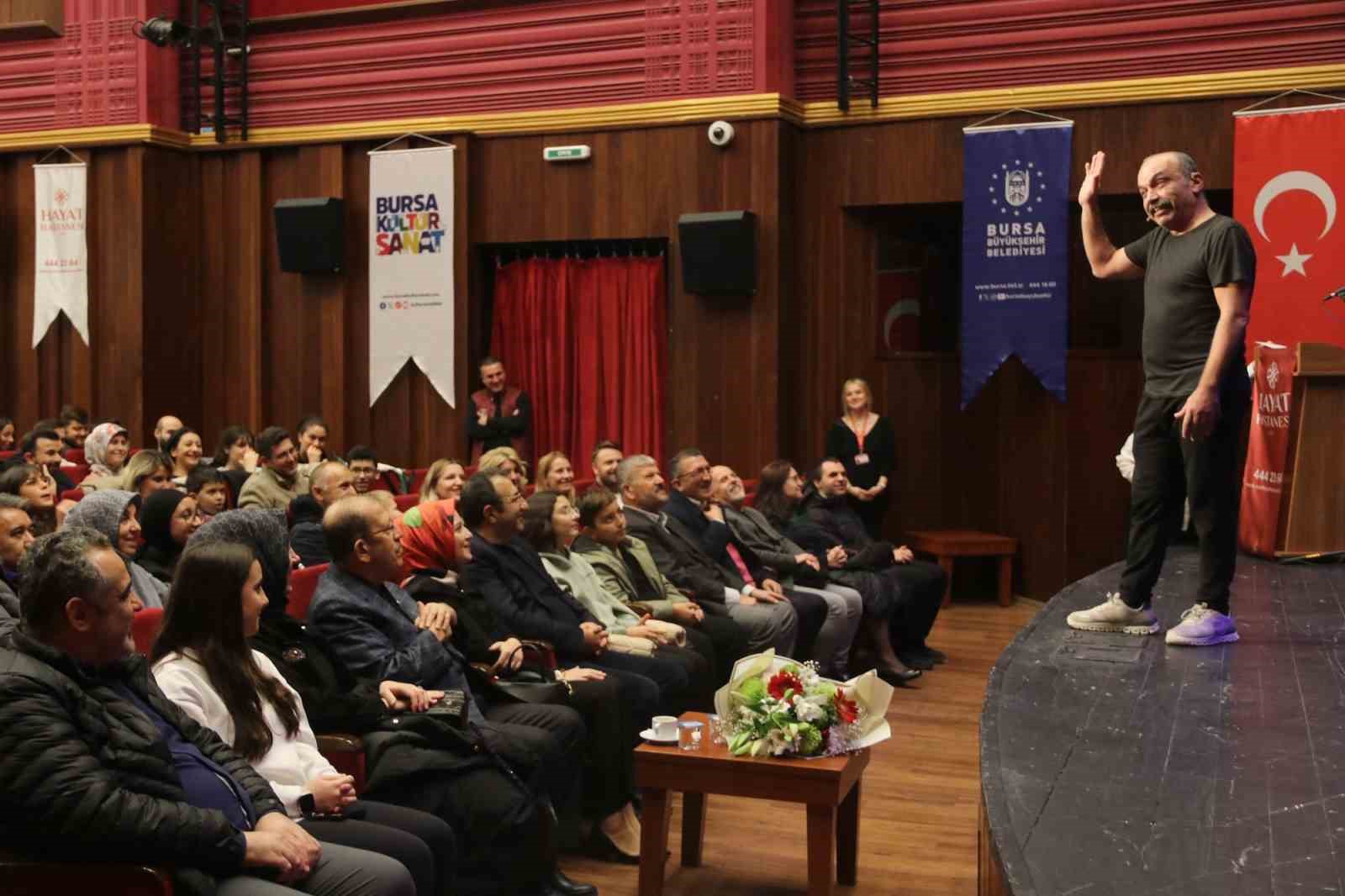 Oyuncu Ayhan Taş’tan ‘İnteraktif doğaçlama atölyesi’