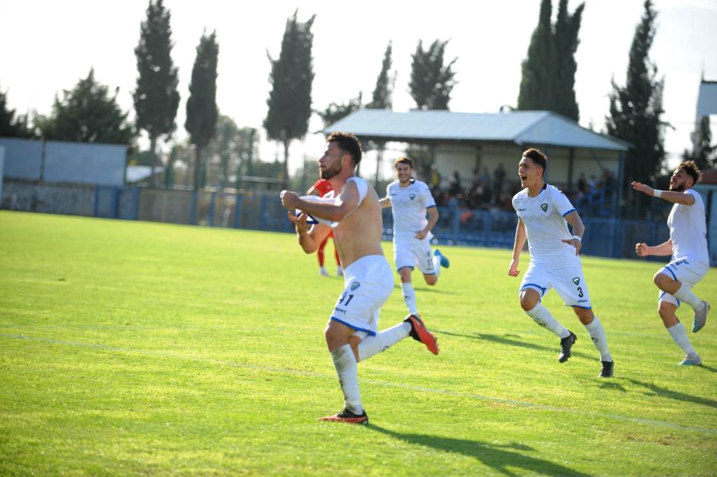 TFF 2. Lig: Karacabey Belediyespor: 1 - Diyarbekirspor: 1