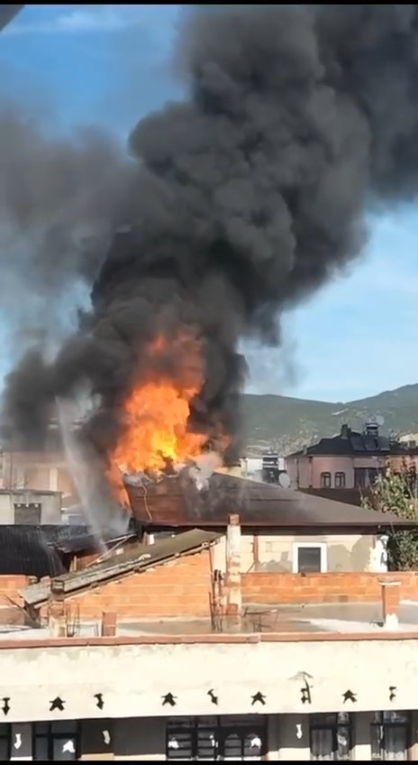 Bursa’da korkutan yangın