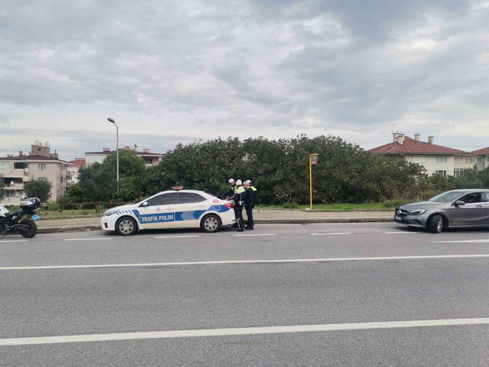 Mudanya’da hız yapan sürücülere ceza yazıldı