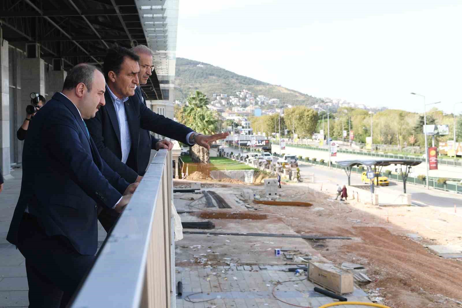 Varank, Osmangazi Meydanı’nı inceledi