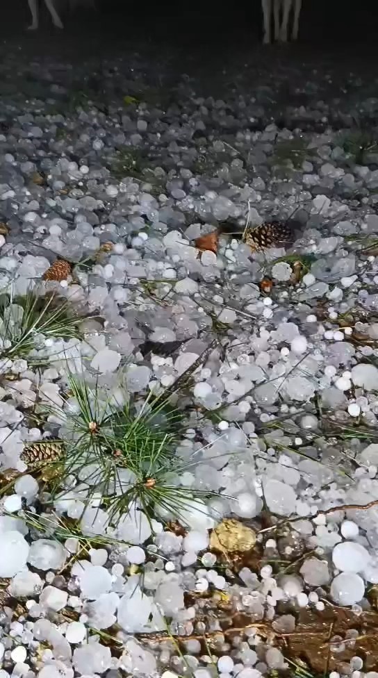 Bursa’da sağanak yağış ve dolu böyle görüntülendi