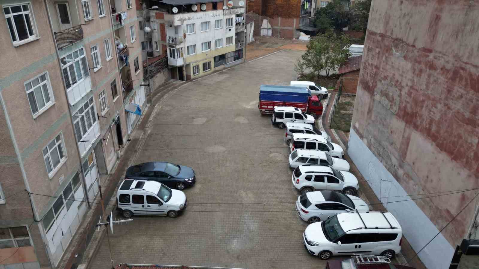 İnegöl merkezde 100 araçlık otopark hizmete girdi