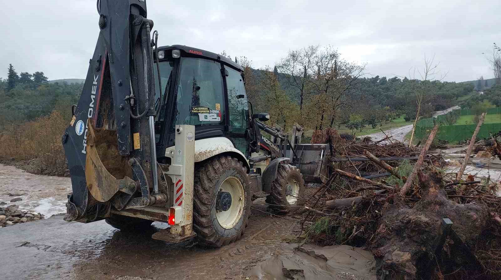 Gemlik’te felaketin yaraları sarılıyor