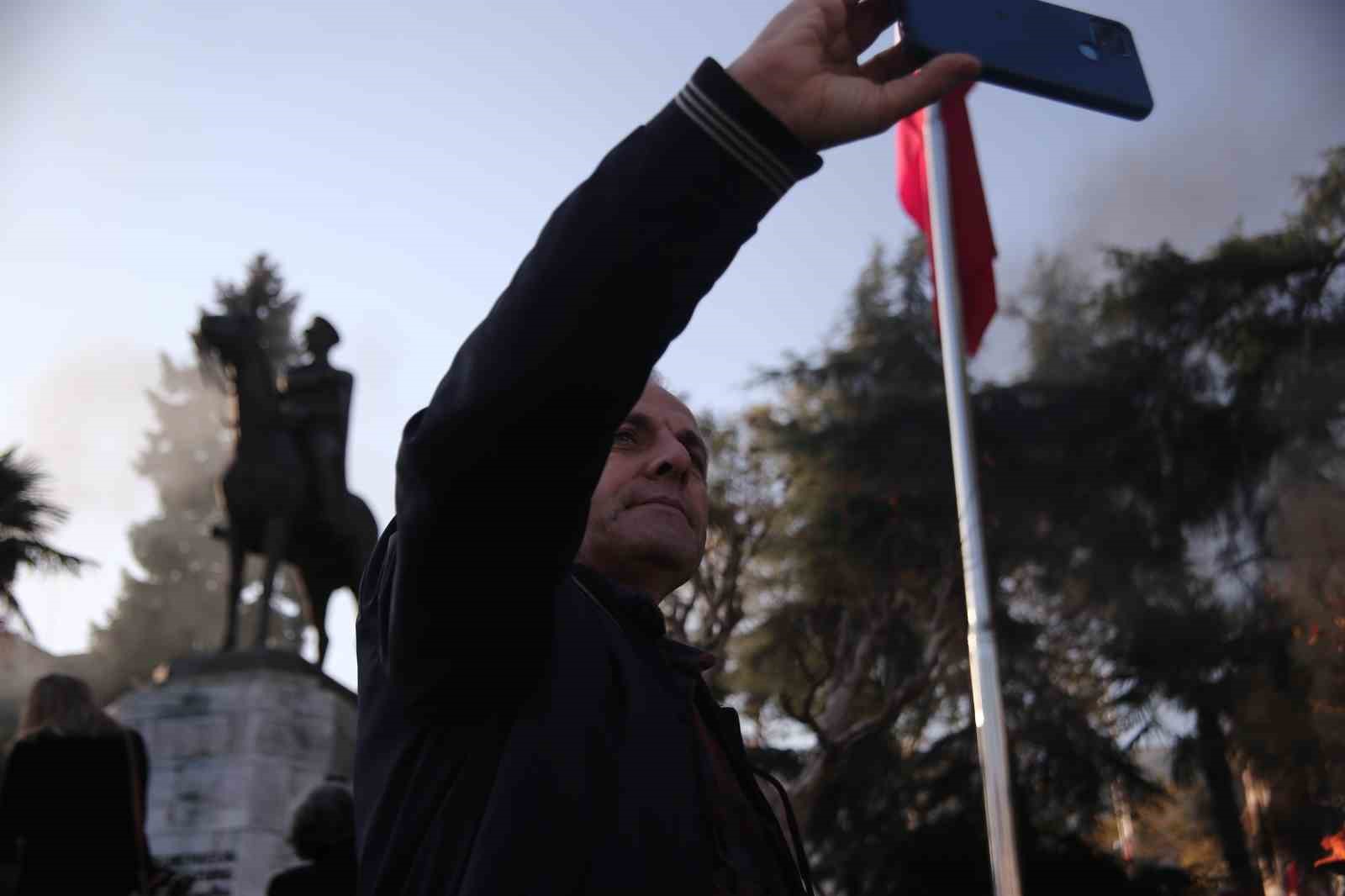 09.05’te gözyaşları damla damla düştü