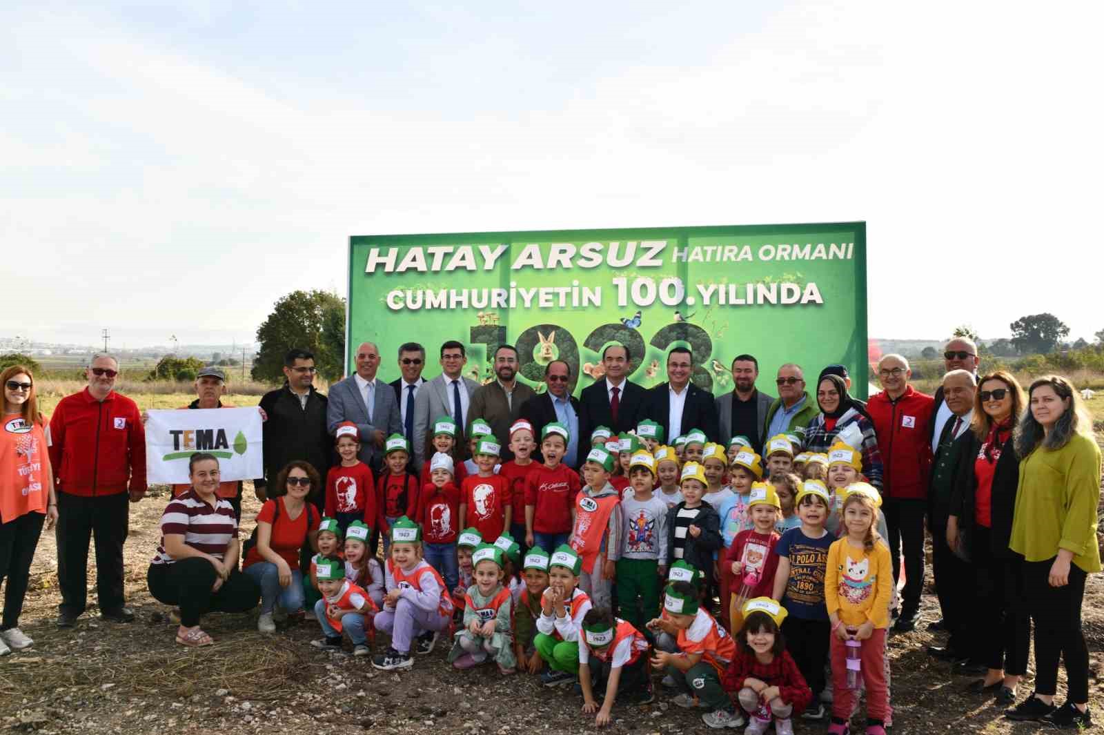 Mustafakemalpaşa’da Cumhuriyetin 100. yılında 1923 fidan toprakla buluştu