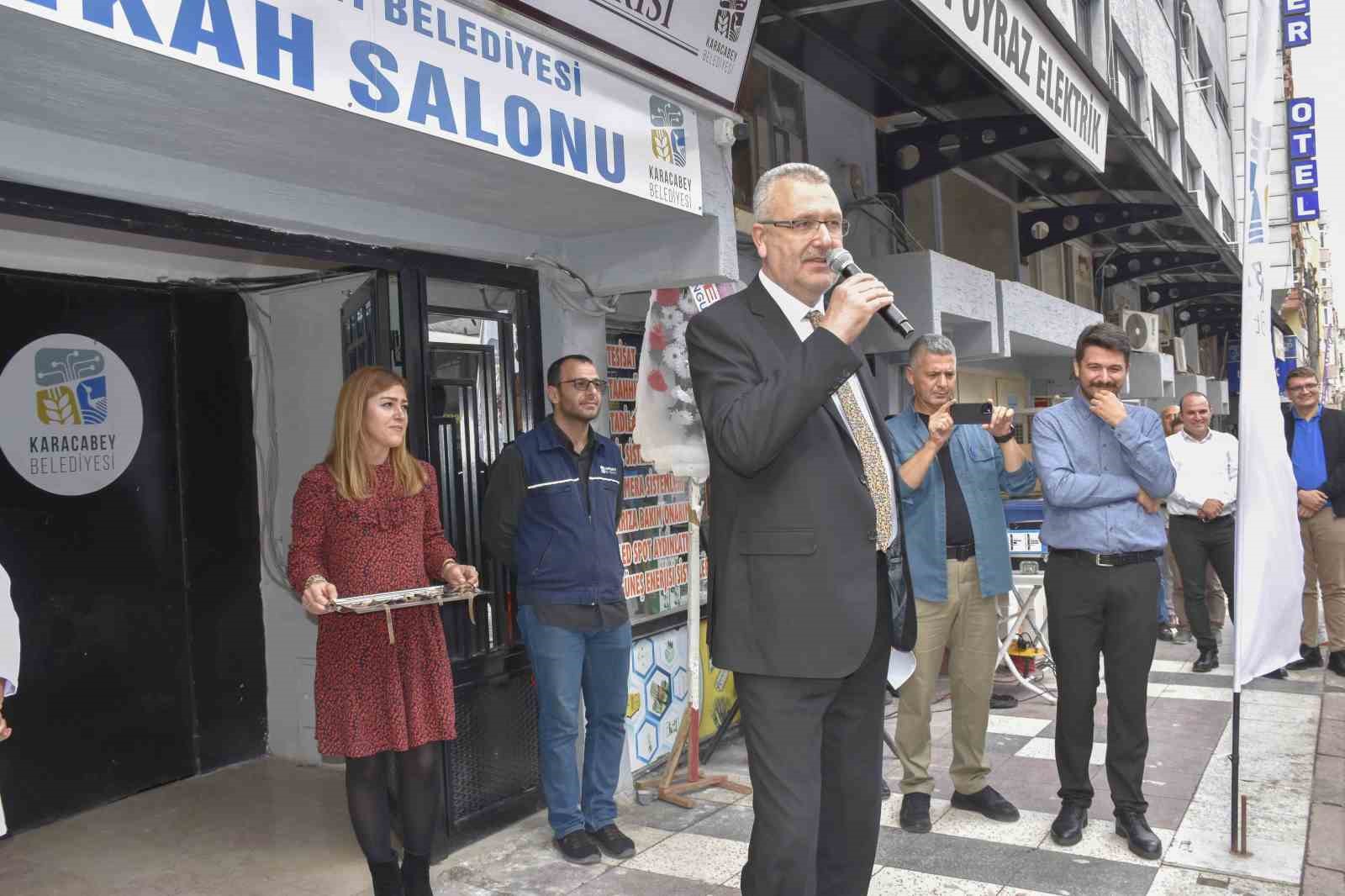 100 yıl geçmişe götüren sergi büyük beğeni topladı