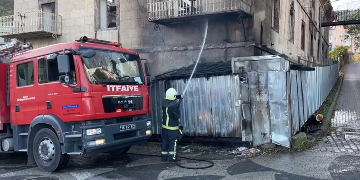 153 yıllık tarihi mekandaki yangında facia