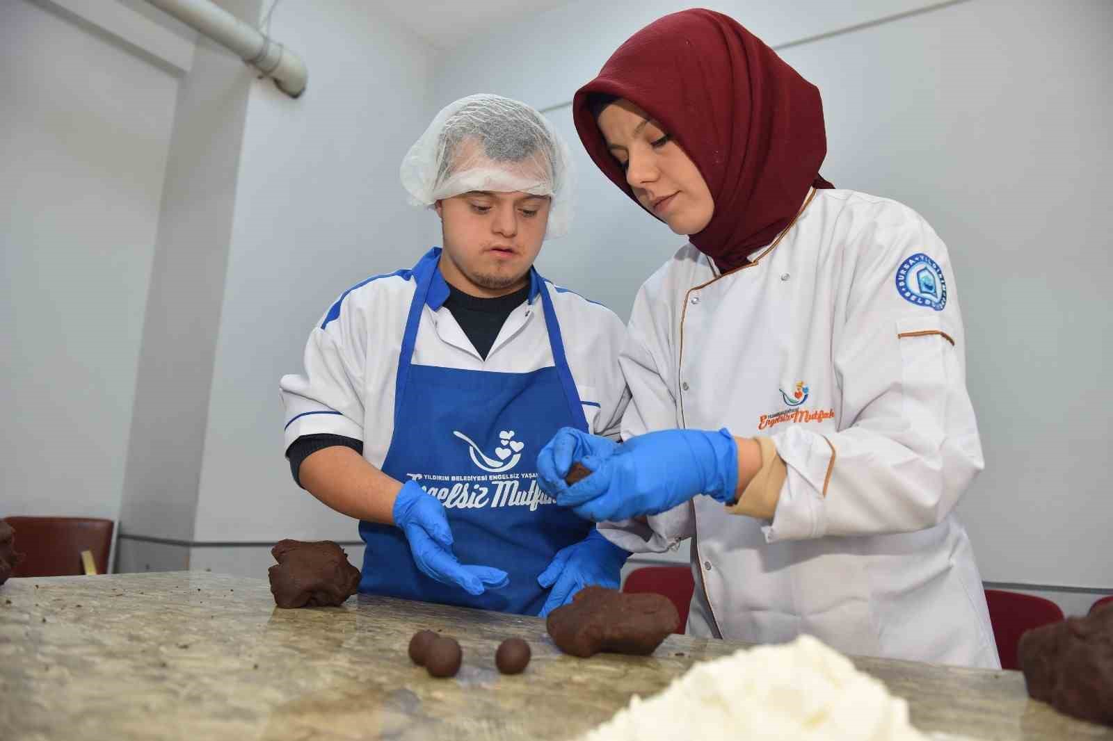 ‘Özel’ Solistler gönüllerde taht kurdu