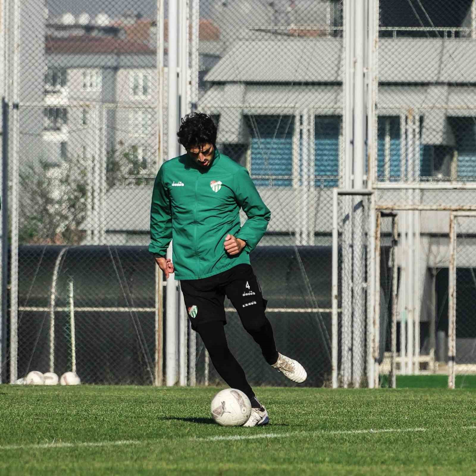 Bursaspor idman sonrası kampa girdi