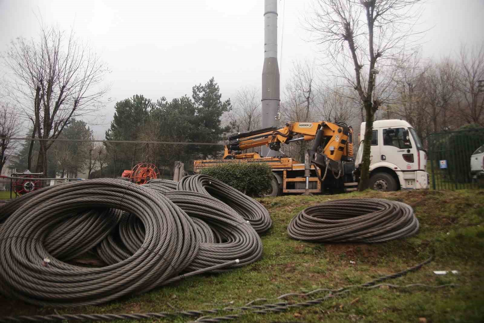 (Özel) Uludağ Teleferiği’ne kış bakımı...4,5 kilometrelik çelik halatı değiştirildi