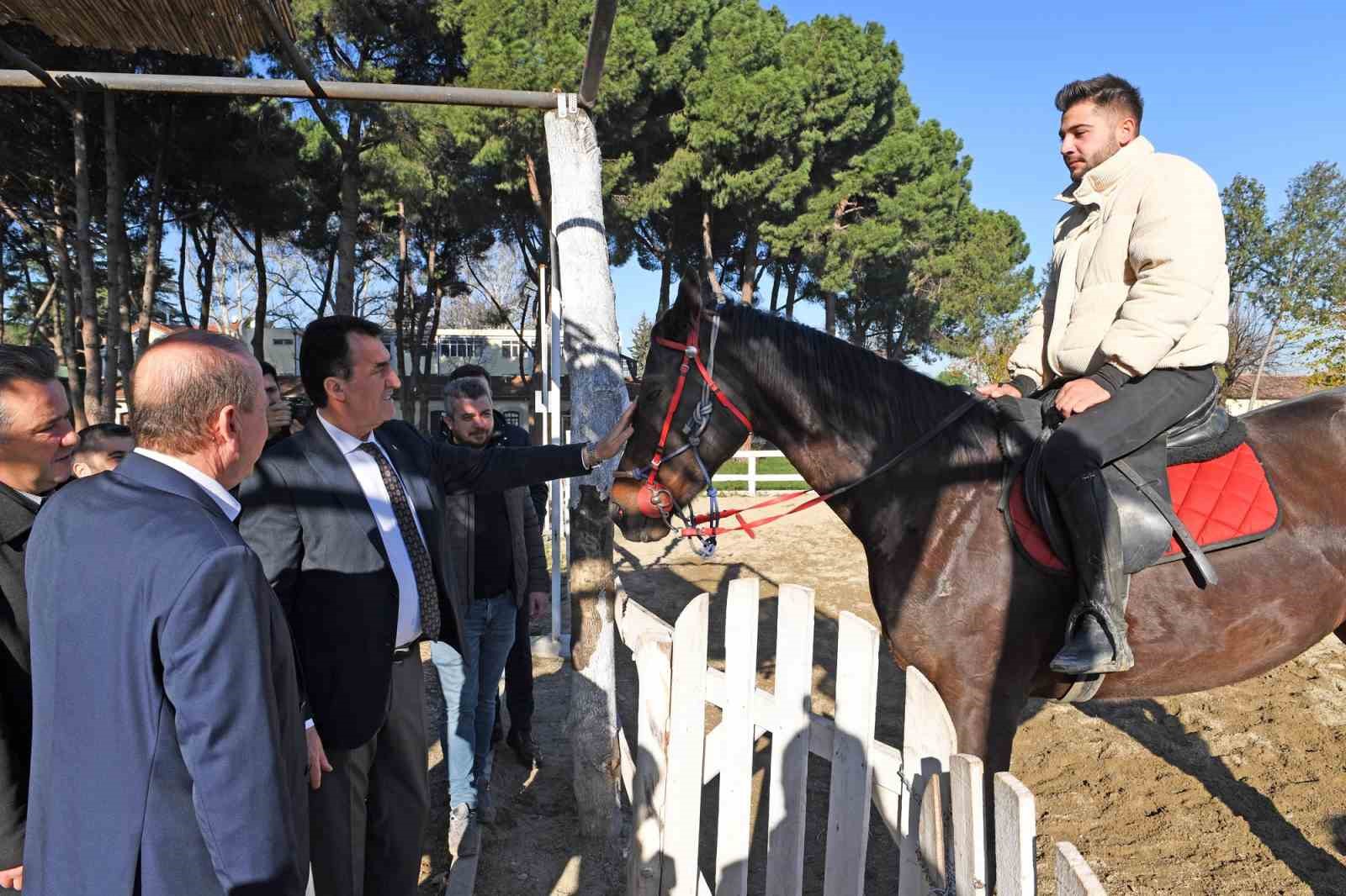 2. Abdülhamid Han’ın yaptırdığı okula Osmangazi desteği