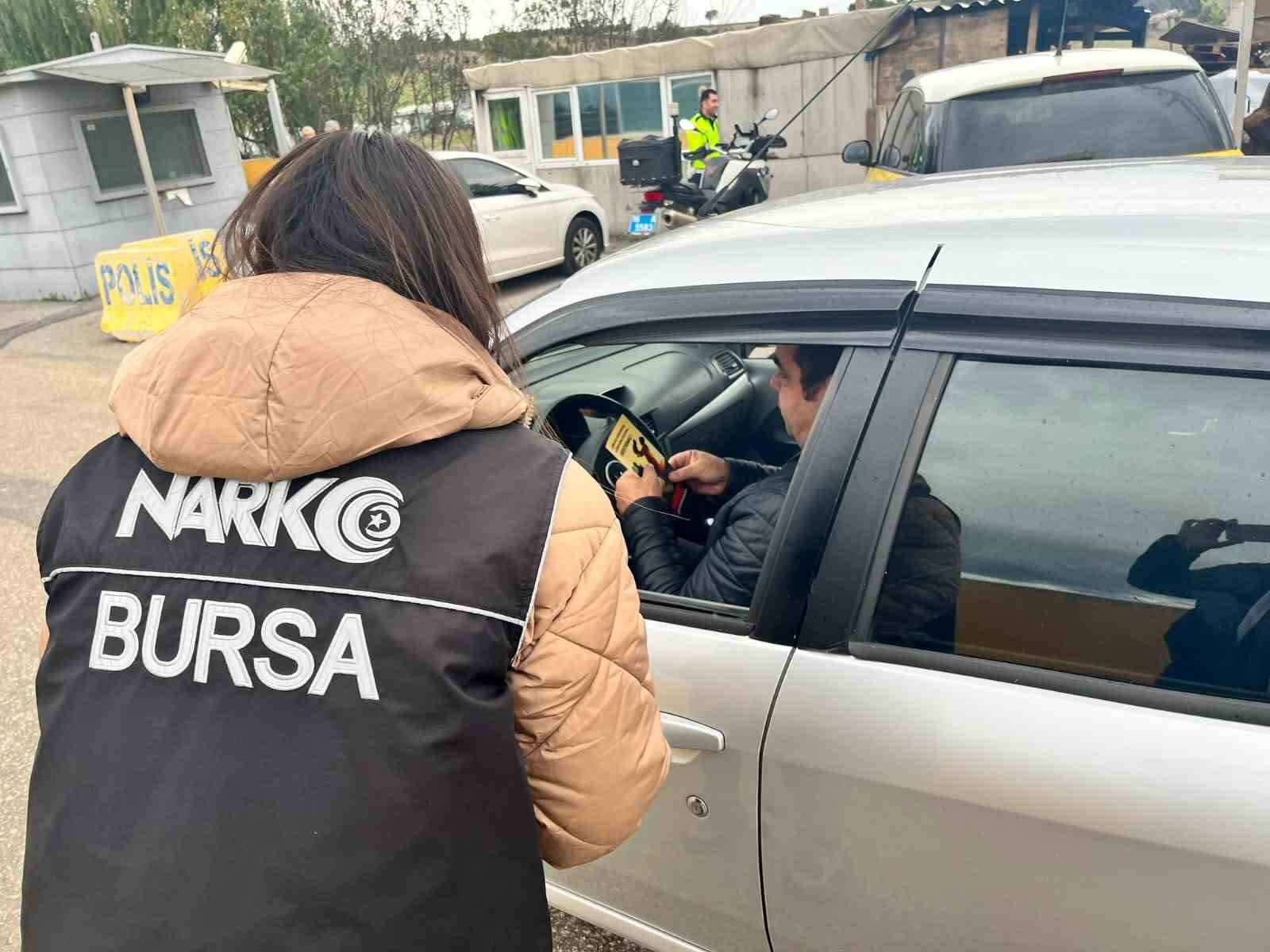 Narkotik polisi 8 bin 284 vatandaşı bilgilendirdi