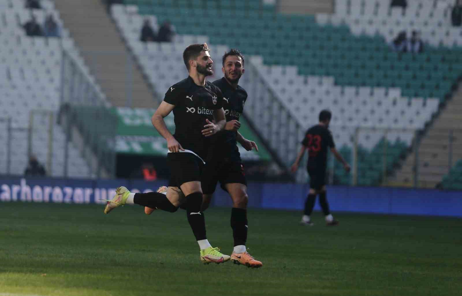 TFF 2. Lig: Bursaspor: 0 - Diyarbekirspor: 2