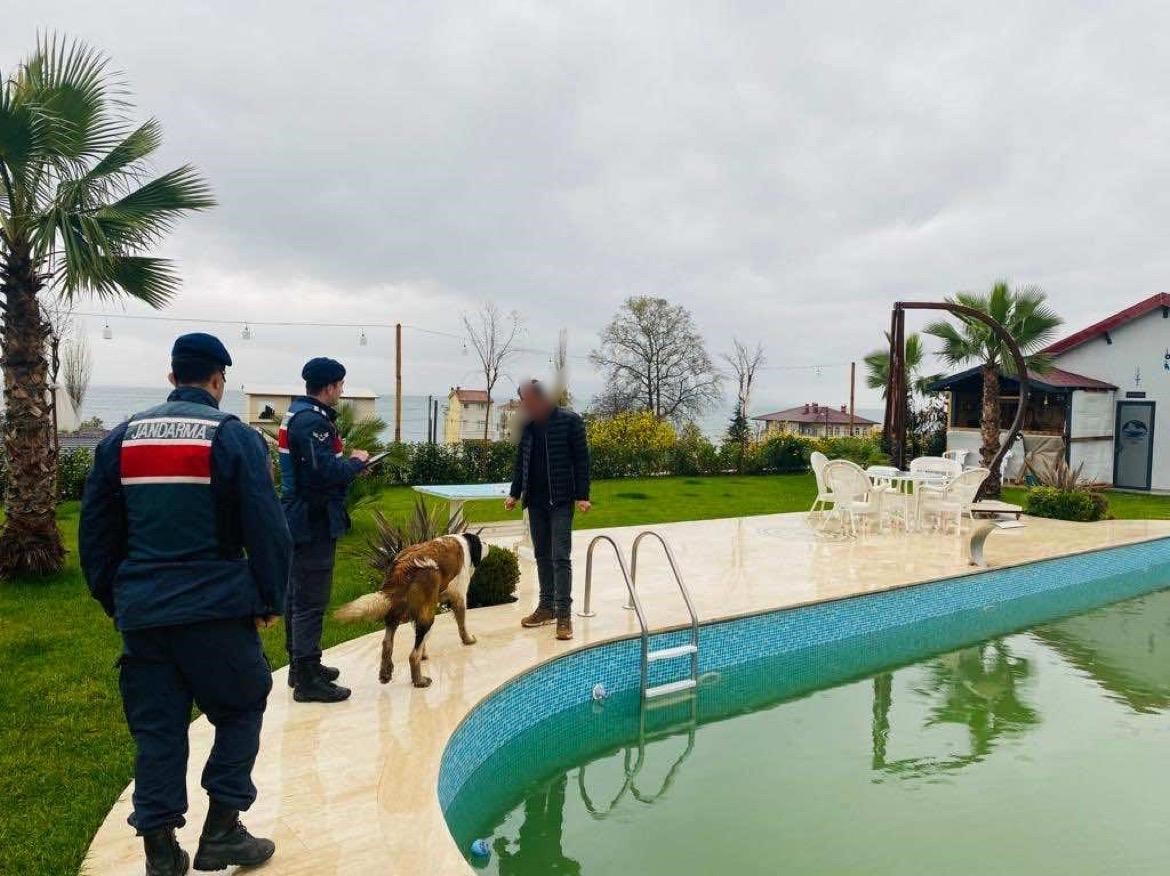 Jandarma’dan günübirlik kiralık ev ve araç firmalarına yönelik huzur uygulaması