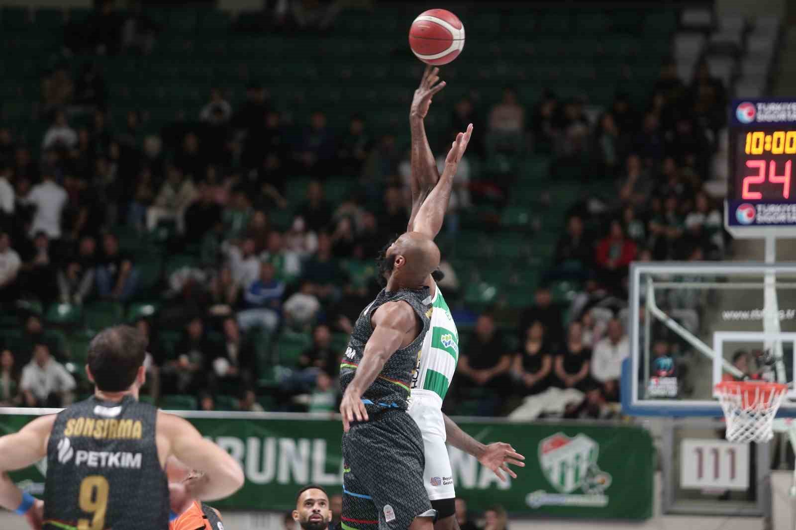 Türkiye Sigorta Basketbol Süper Ligi: Bursaspor: 94 - Petkimspor: 84