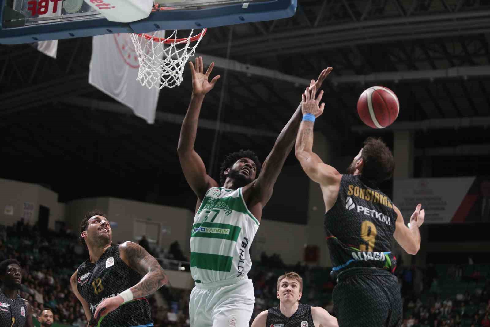 Türkiye Sigorta Basketbol Süper Ligi: Bursaspor: 94 - Petkimspor: 84