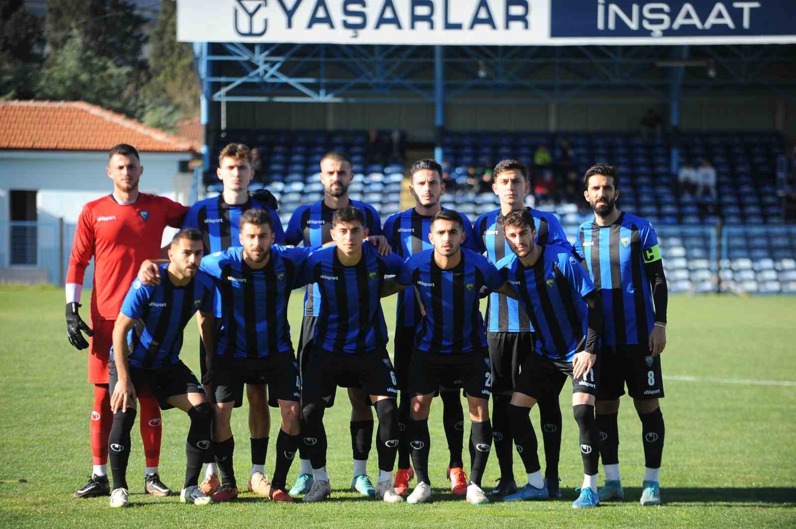 TFF 2. Lig: Karacabey Belediyespor: 1 - Beyoğlu Yeni Çarşı: 1