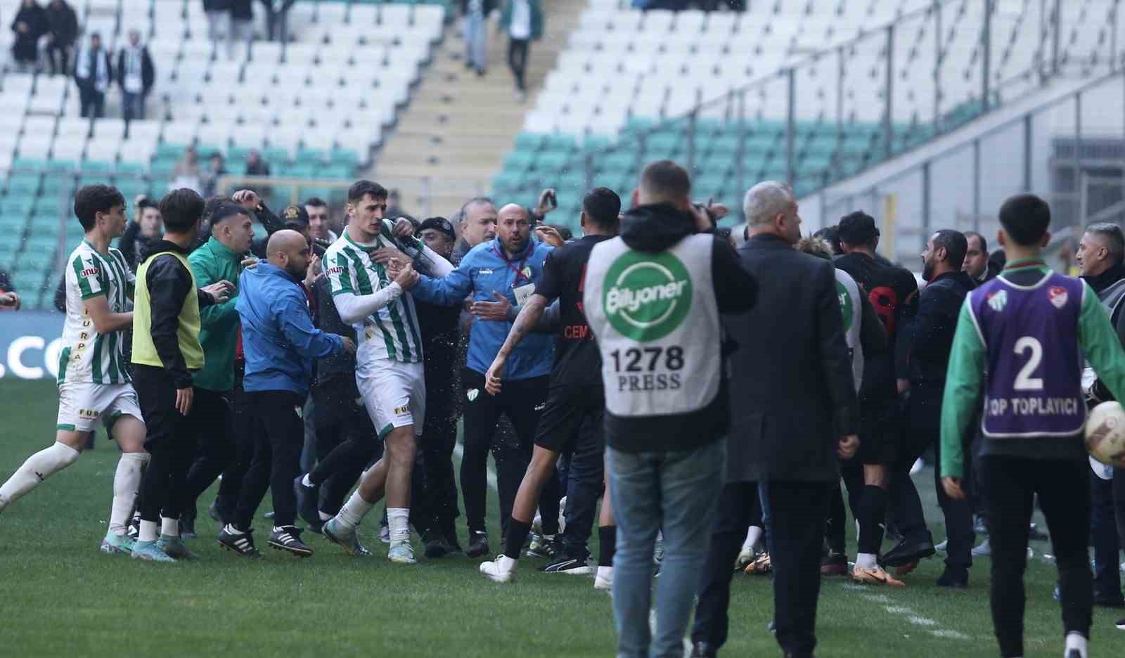 PFDK’dan Bursasporlu 7 futbolcuya men cezası