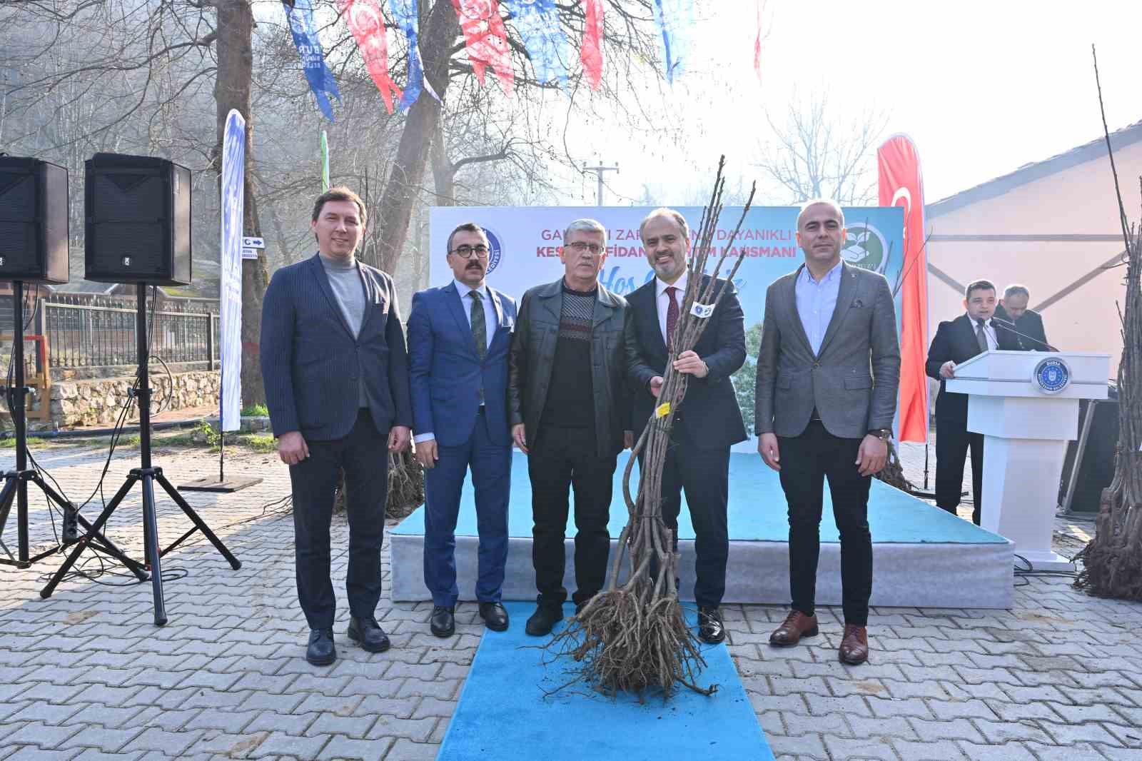 Toprak, Bursa Büyükşehir’le bereketleniyor