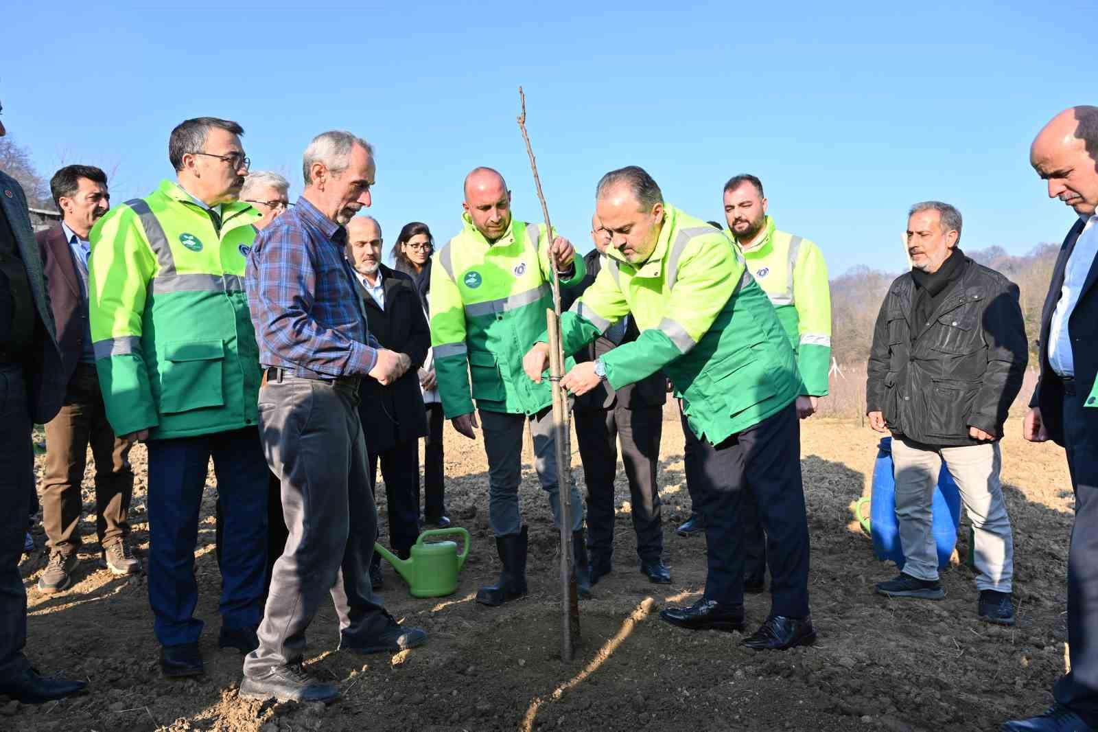 Toprak, Bursa Büyükşehir’le bereketleniyor