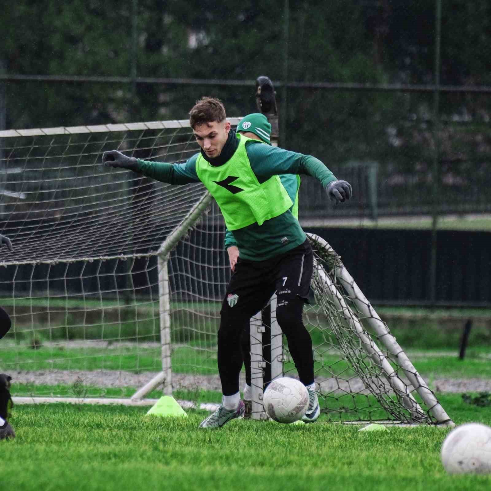 Bursaspor taktik idman yaptı