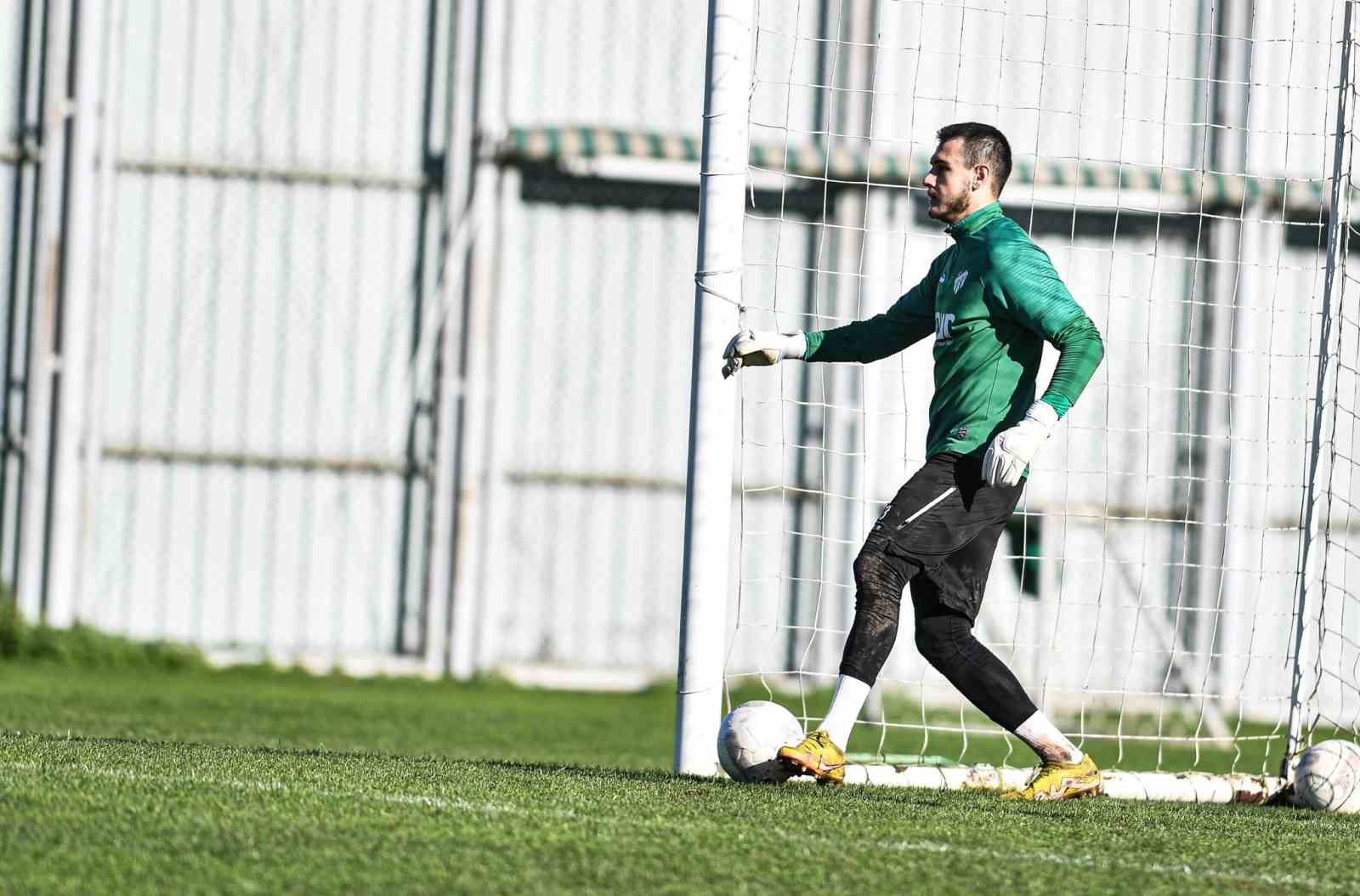 Bursaspor’da hazırlıklar sürüyor