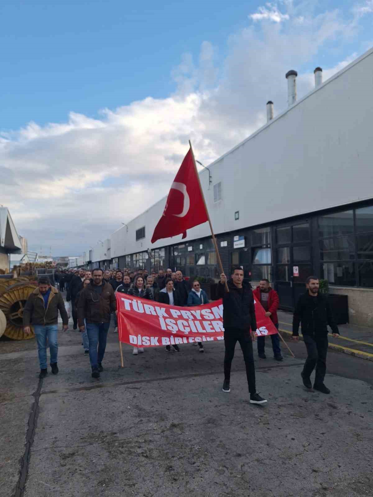 Toplu sözleşmede anlaşma çıkmadı, işçiler isyan etti