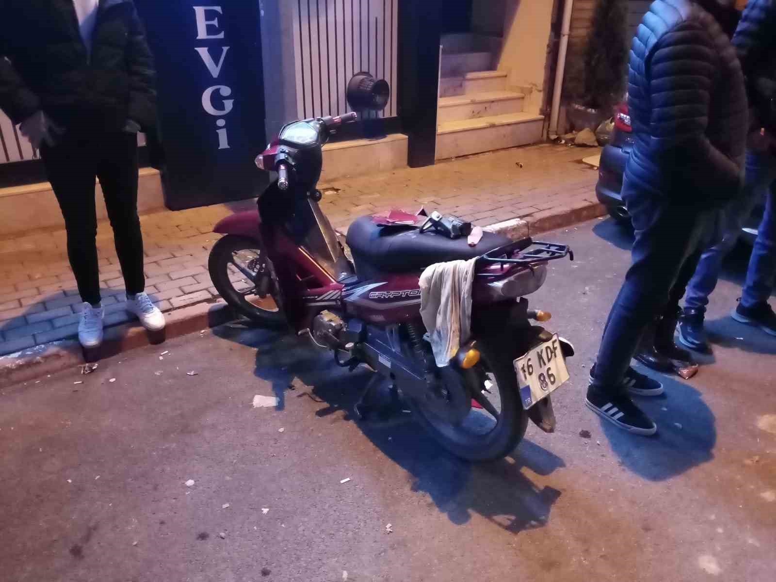 Zabıtayla aracı ile motosiklet çarpıştı: 2 yaralı