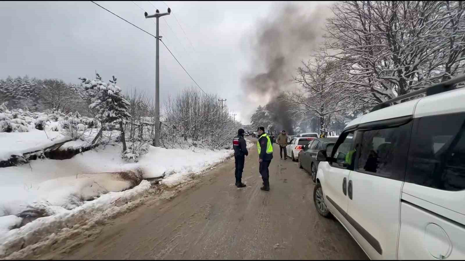 Jandarma ekipleri yolda kalan araçlar için seferber oldu