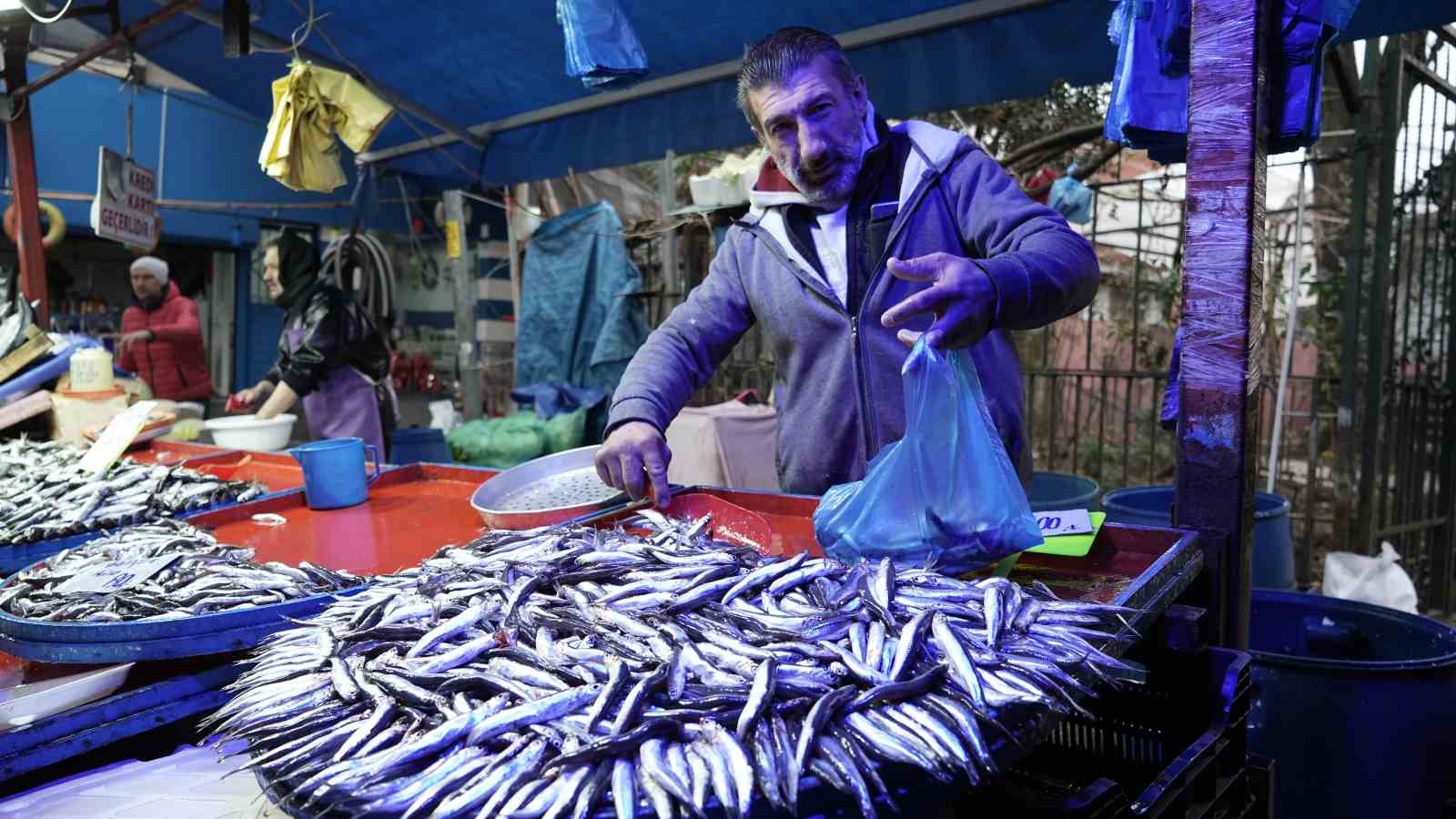 Hava şartları balık fiyatlarını etkiledi