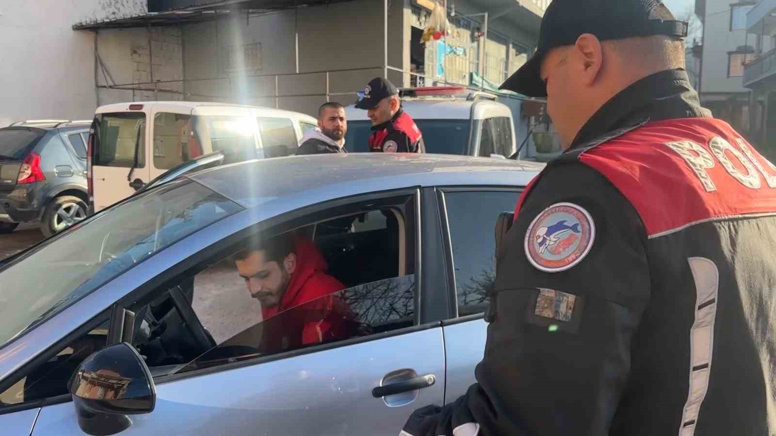 Bursa polisi kuş uçurtmuyor