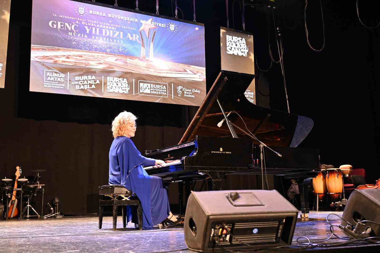 Uluslararası Genç Yıldızlar Müzik Festivali Bursa’da gerçekleştirildi