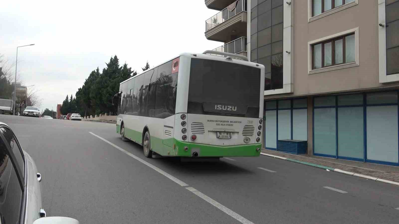 Yol istediği için 4 kişi böyle saldırdı...Otobüs şoförü konuştu