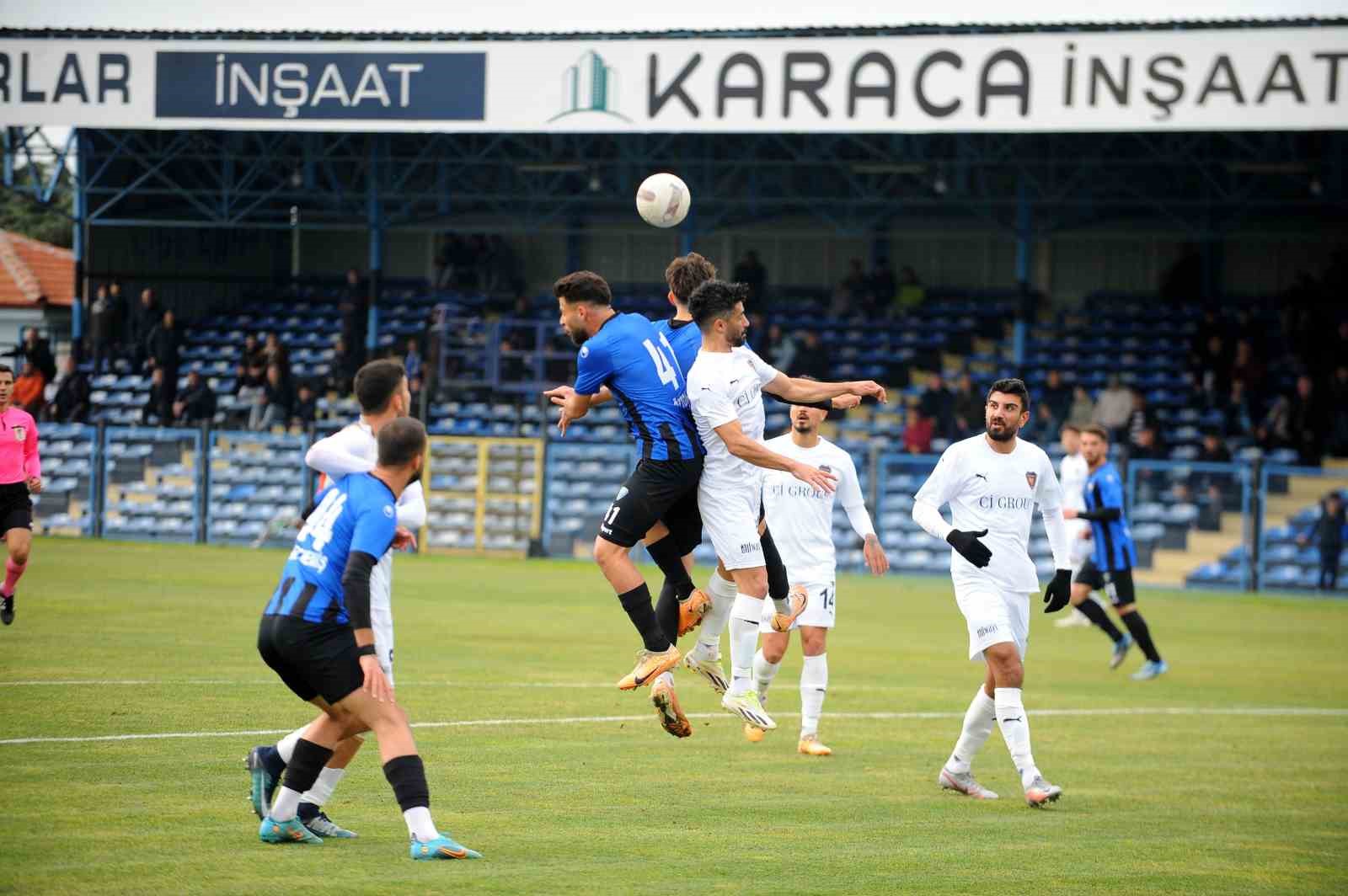 TFF 2. Lig: Karacabey Belediyespor: 1 - Bucaspor: 0