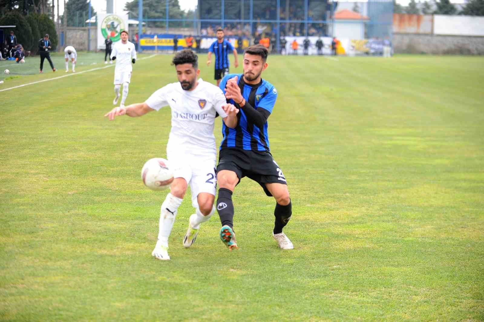 TFF 2. Lig: Karacabey Belediyespor: 1 - Bucaspor: 0