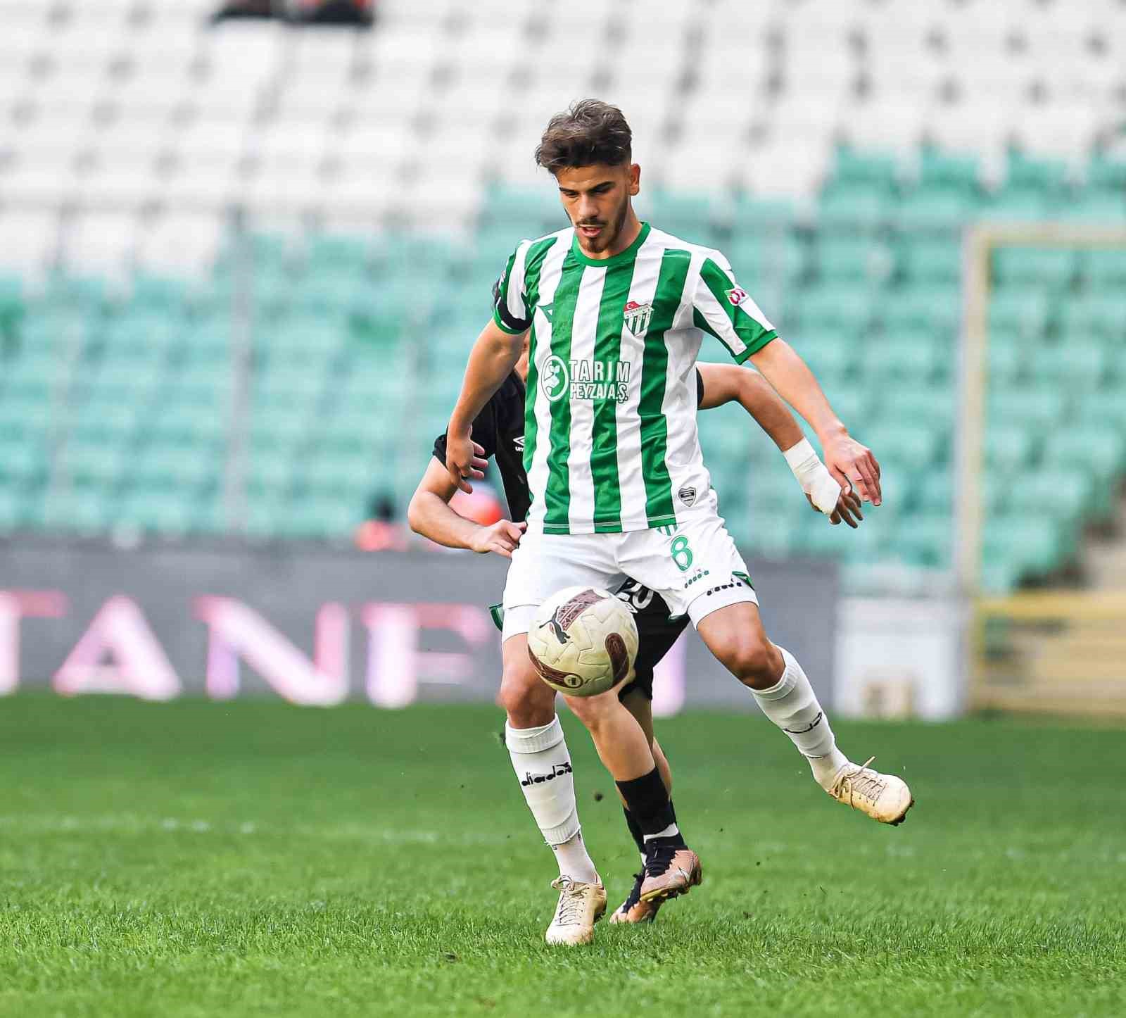 Bursaspor’da Çağatay Yılmaz ve Bilal Güney affedildi