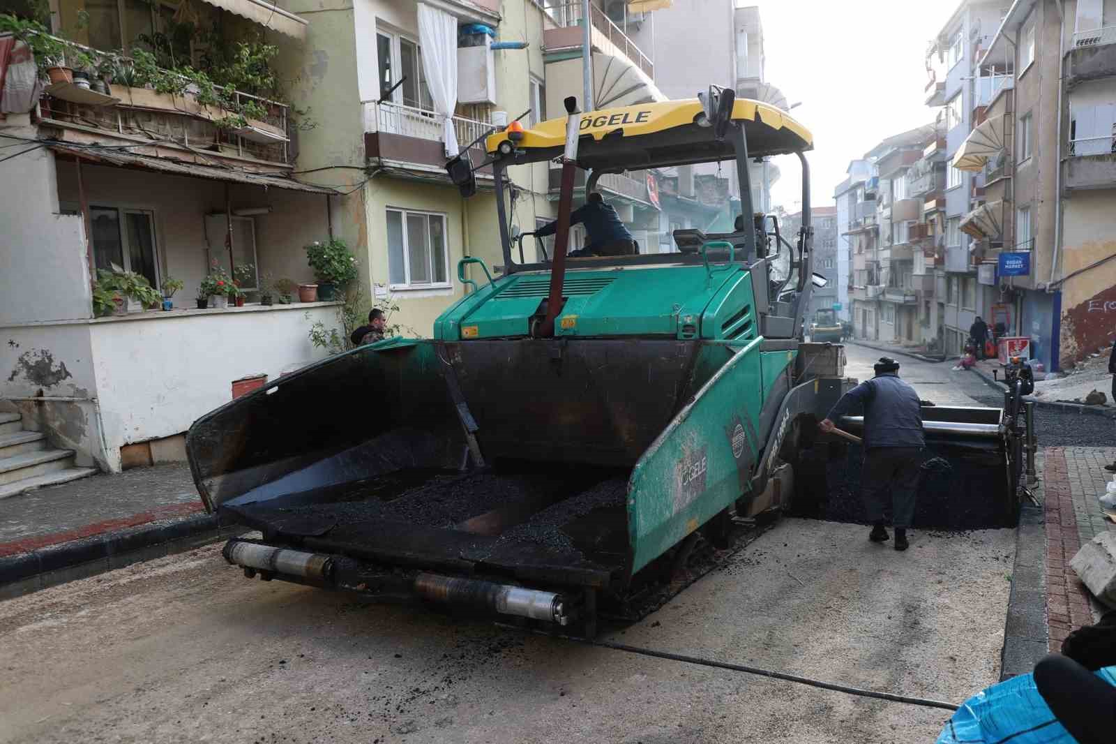 Gemlik Belediyesi’nden Alemdar Caddesi’ne estetik dokunuş