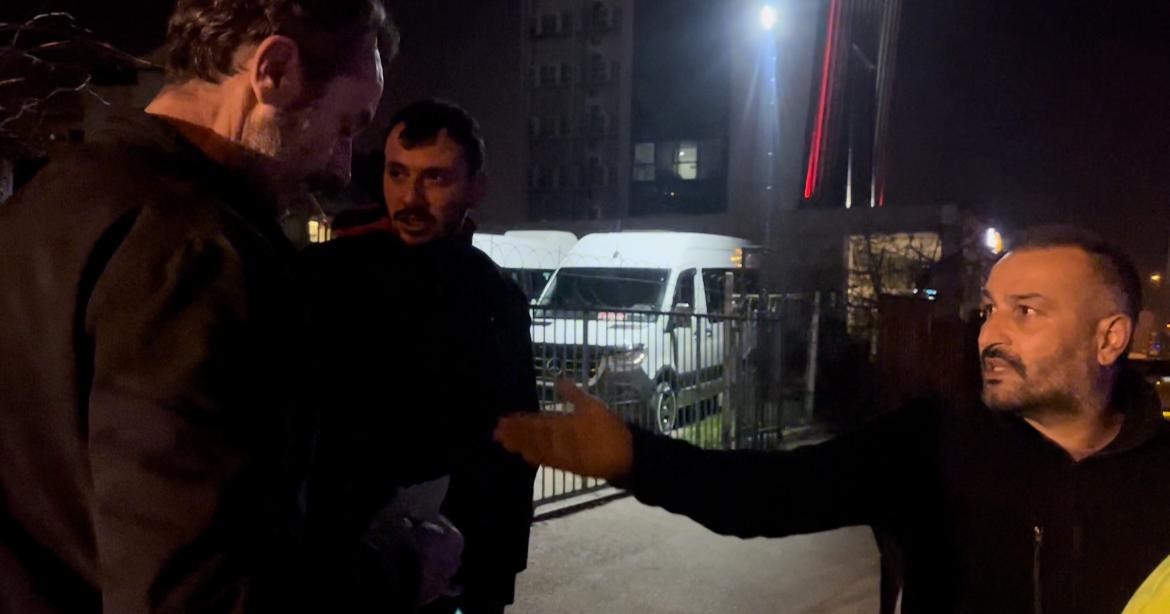 (Özel) Alkollü arkadaşını almaya gelen sürücü de alkollü çıktı...Alkollü nakliyatçılar polisi çileden çıkardı