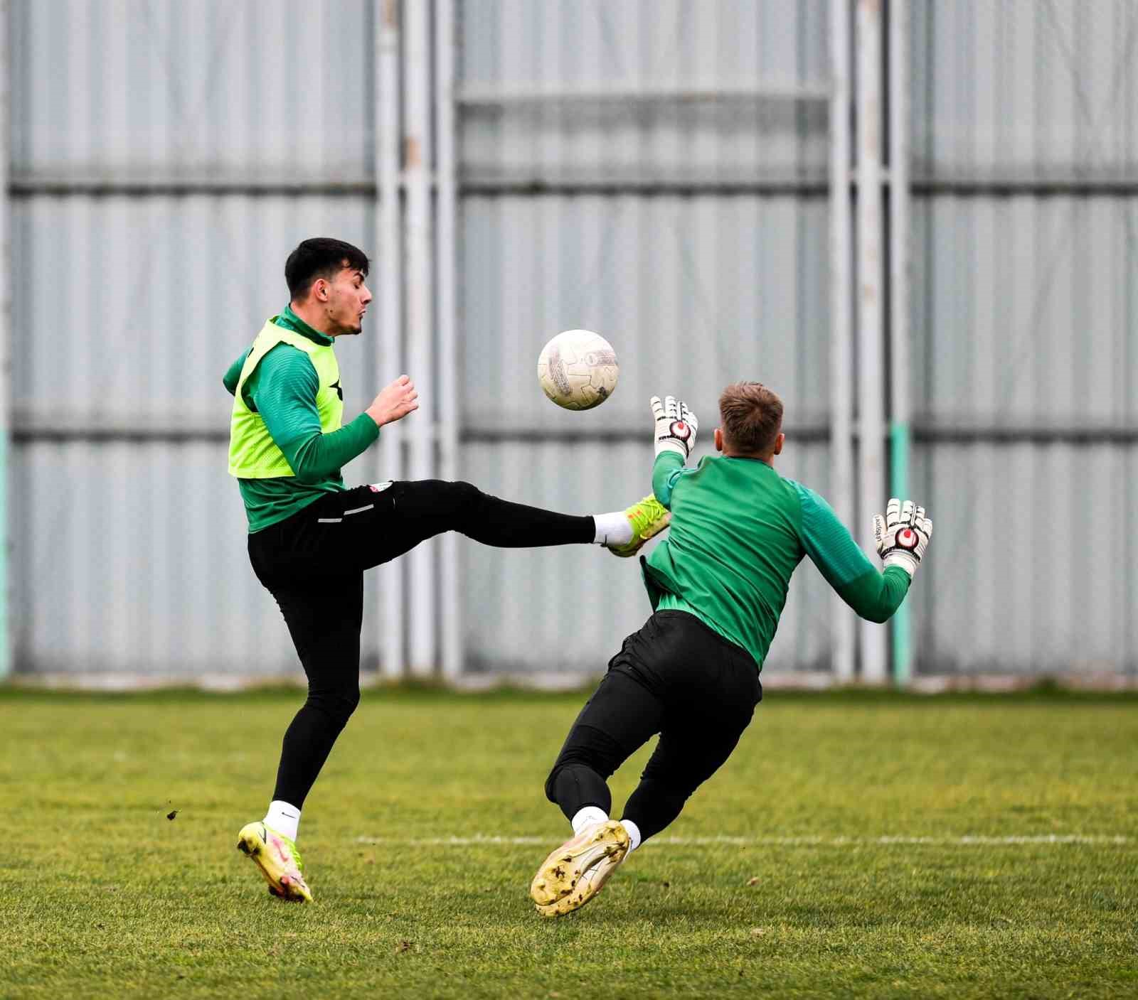 Bursaspor’da Ankara Demirspor maçı hazırlıkları başladı