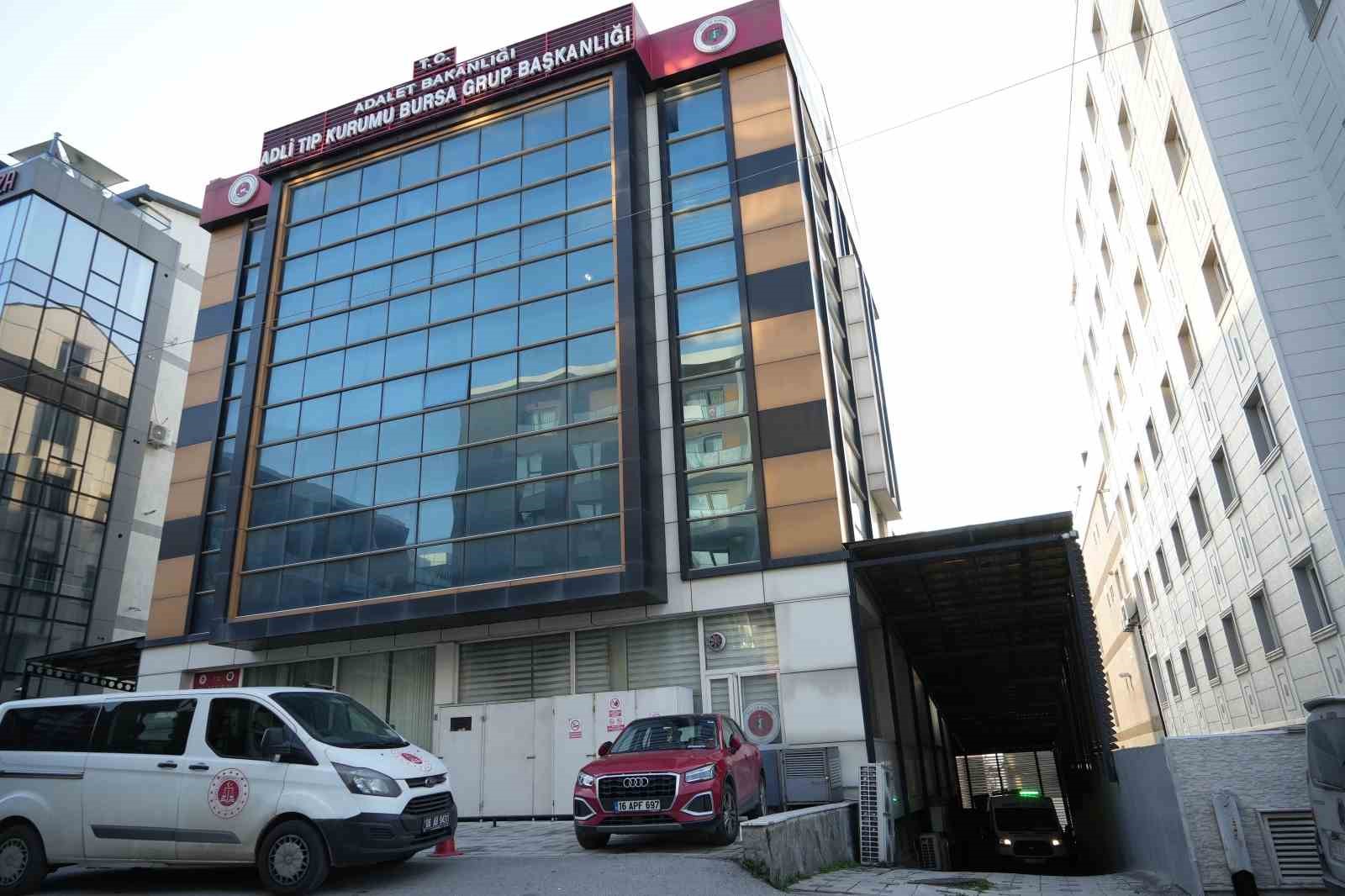 Batan gemiden çıkartılan Hüseyin Tutuk’un cenazesi Adli Tıp Kurumu’na getirildi