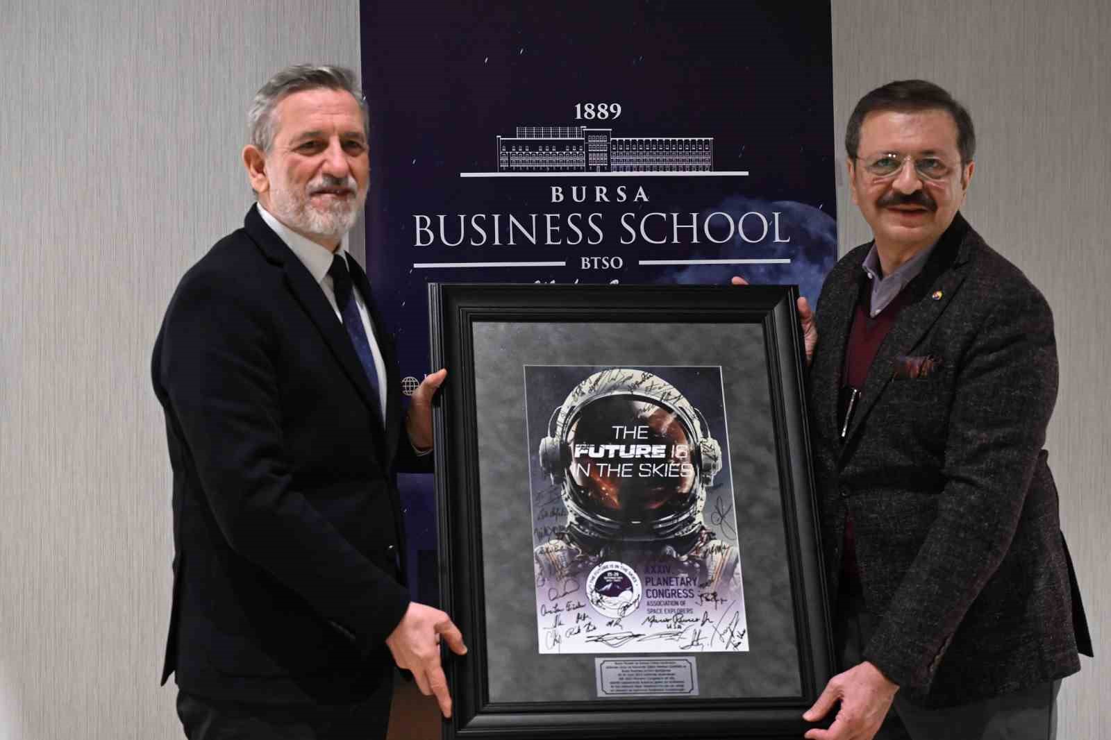 İş dünyasının ortak aklı Bursa Business School’da buluştu