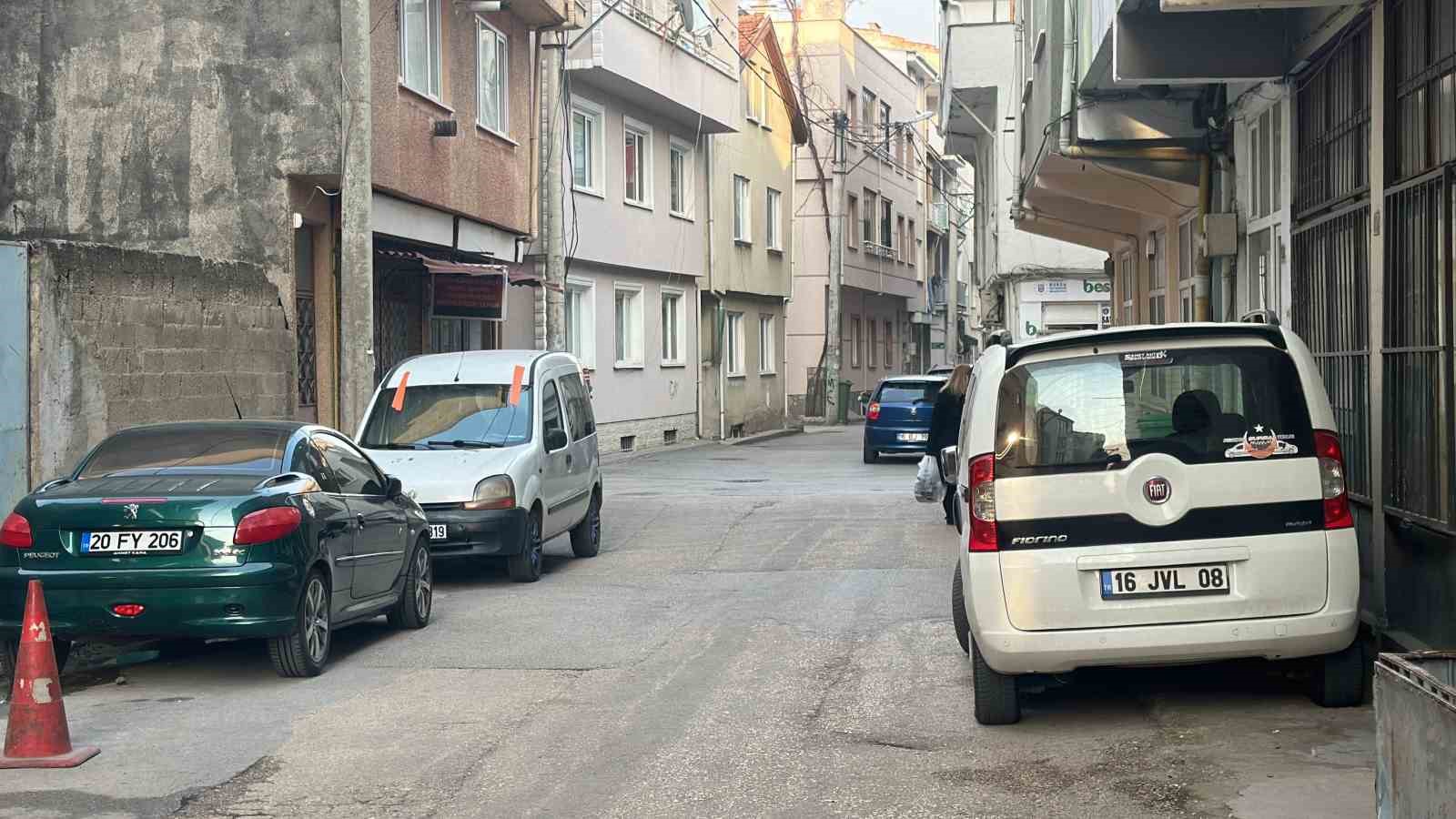 (Özel) Patlak hortum yüzünden müşterisini bıçakladı, işyeri sahibi tutuklandı