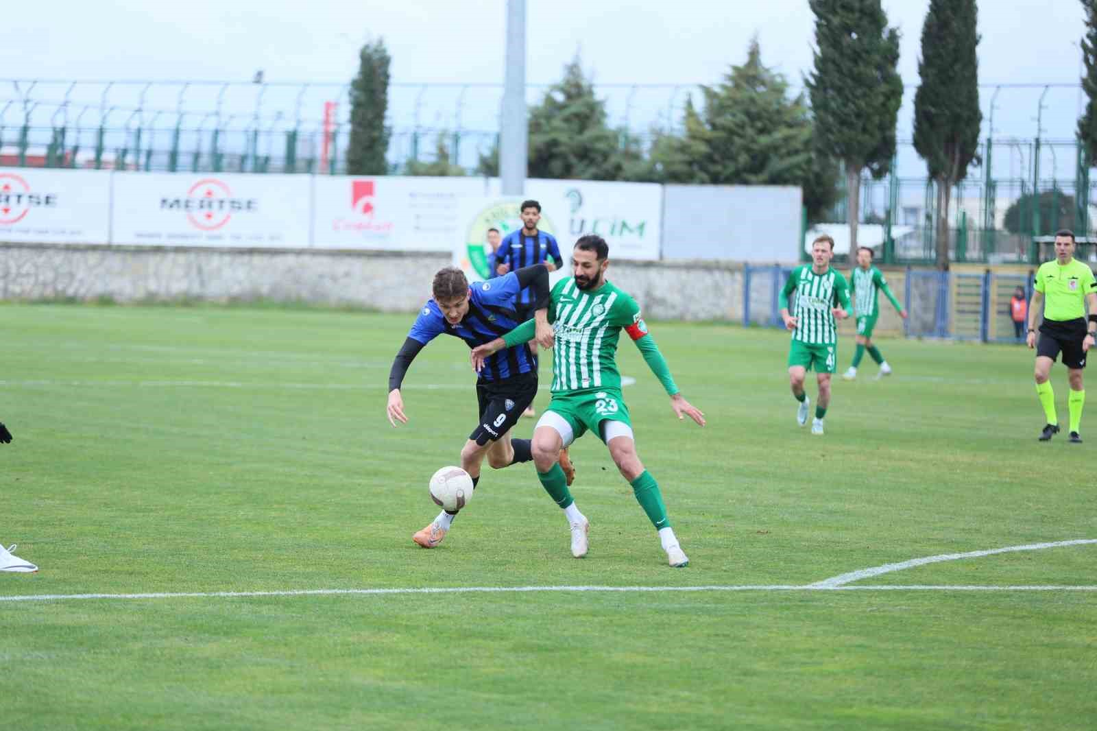 TFF 2. Lig: Karacabey Belediyespor: 0 - Kırklarelispor: 0