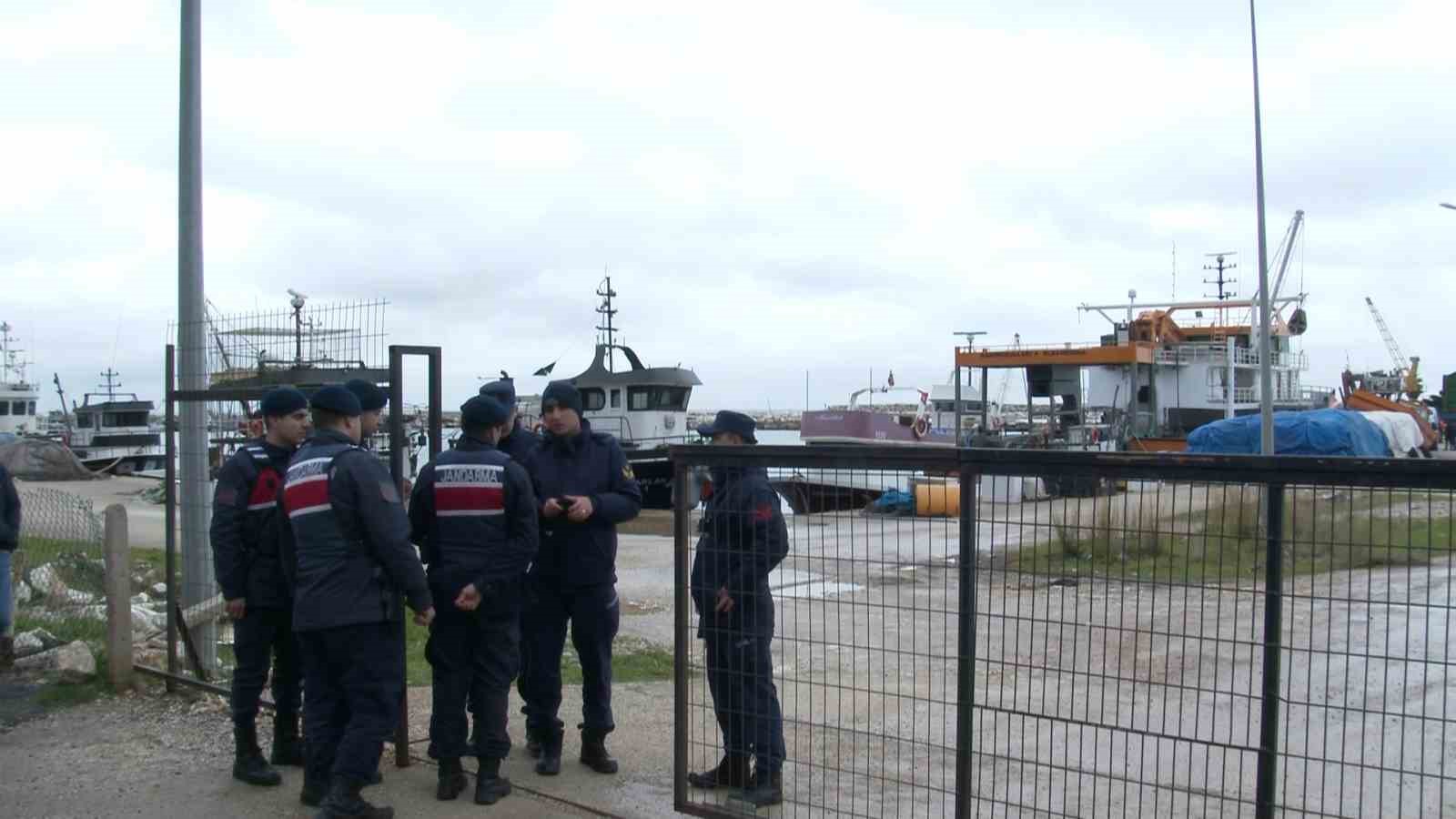 Batan gemide ulaşılan cansız beden, kimlik tespiti için Adli Tıp Kurumu’na götürüldü