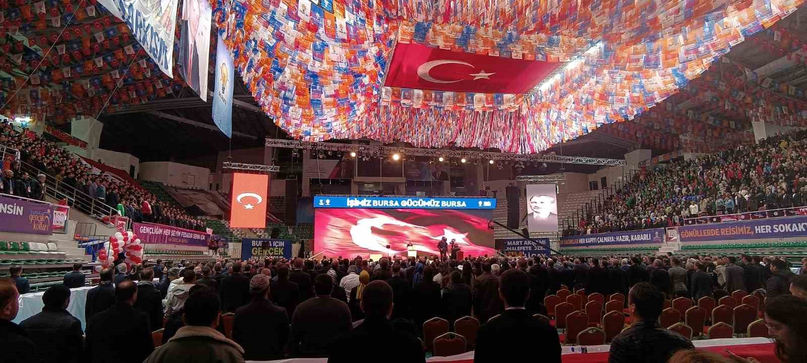 Bursa Büyükşehir Belediye Başkanı Aktaş, Cumhurbaşkanı Erdoğan’a tüm belediye başkanlıklarını kazanma sözü verdi