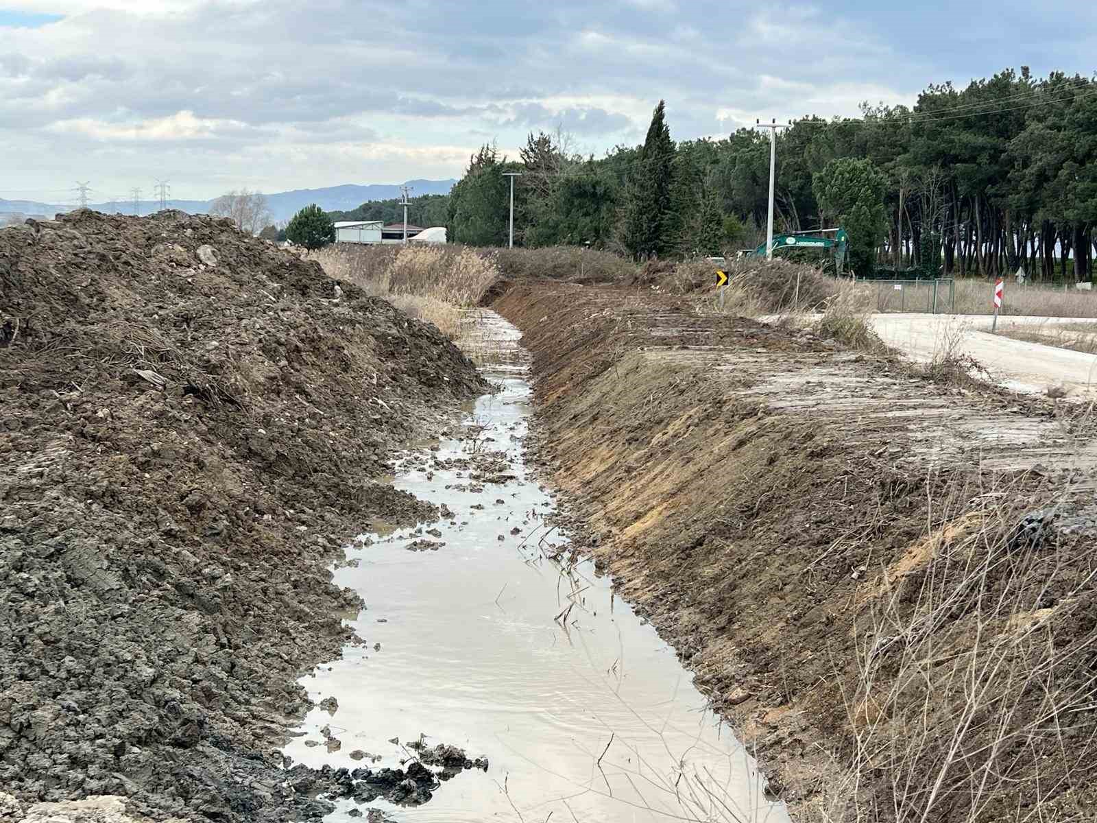 Orhangazi’de derelerde ıslah çalışması