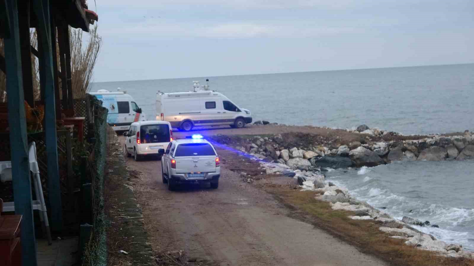 Batan geminin 5. gününde dalgıçlar gemiye dalarak aramalara başladı